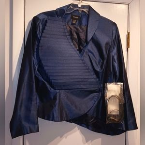 New 2pc Ashro Navy suit size 16W.  $35 OBO